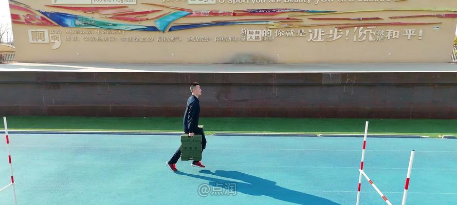 CF中快速折返跑的技巧是什么？